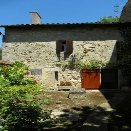 House Au Bord De La Riviere Holiday home