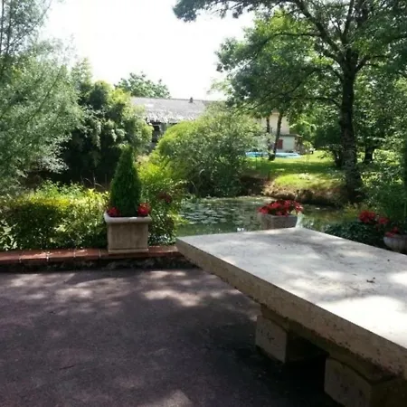 Holiday home House Au Bord De La Riviere Fources
